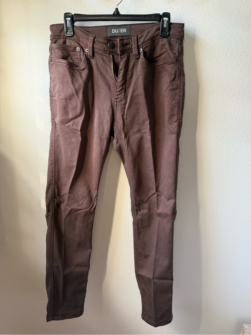 DU/ER Men's Skinny Pants in Brown